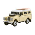 Сглобяем модел Land Rover серия III LWB 109, Revell – снимка 7 от 11