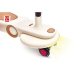 Балансираща количка с LED светлини бяла, Hape - Image 8