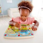 Дървена игра Магнитен лабиринт машини, Hape - Image 3