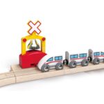 Дървена играчка Автоматичен влаков звънец, Hape - Image 3