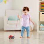 Дървена играчка за дърпане калинка, Hape - Image 2
