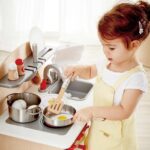 Детска дървена кухня бяла, Hape - Image 3