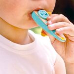 Детска дървена свирка Kazoo, Hape - Image 5
