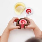 Дървен комплект Ягодов десерт 7 части, Hape - Image 5