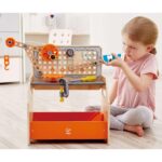 Дървена работна маса Млад изобретател 58 части, Hape