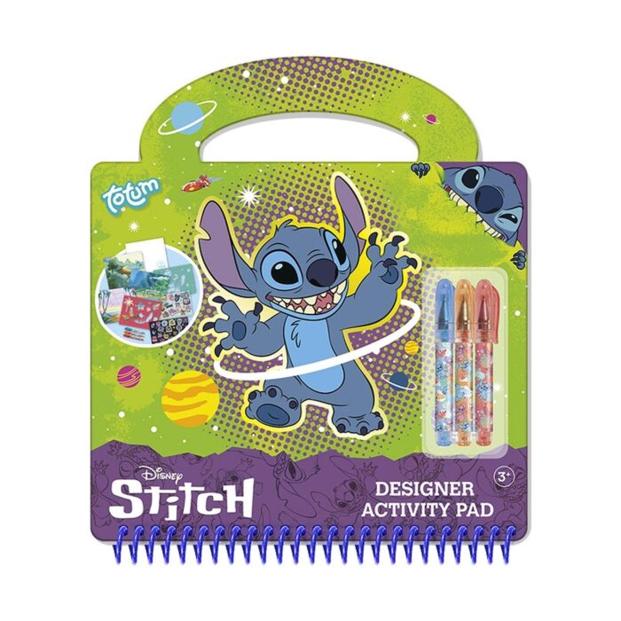 knizhka-s-aktivnosti-stich-totum-1500 Книжка с активности Стич, Totum: зелен бележник „Designer Activity Pad“ със спирала и дръжка, синьото извънземно с обръч сред планети и три гел химикалки в прозрачен джоб.