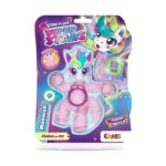 Колекционерска фигурка Superstars Moonish, Craze: лилава блистерна карта с разтеглив розов еднорог с блестящо тяло, бяла глава с дъгова грива и надпис „Flakes on Ice“.