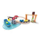 Игрови комплект Товарно пристанище 26 части, Hape - Image 4