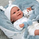 Кукла бебе Babyto Elegance със синьо одеялце, 35 см, Arias - Image 2