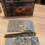 Сглобяем модел Sd.Kfz.173 Jagdpanther 168 части, Revell - Image 9