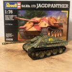 Сглобяем модел Sd.Kfz.173 Jagdpanther 168 части, Revell