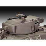 Сглобяем модел танк Sherman M4A1 86 части, Revell - Image 5