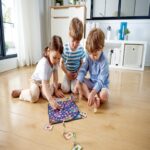 Настолна игра Космически стражари и апаши, Hape - Image 6