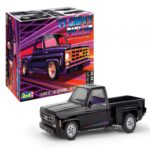 Сглобяем модел пикап 77 Chevy 102 части, Revell - Image 5