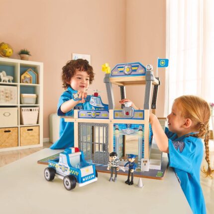 Детско полицейско управление, Hape