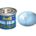 Боя чисто синьо, Revell