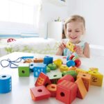Кубчета и форми за нанизване, Hape - Image 3