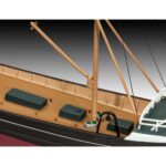 Сглобяем модел Риболовен траулер, Revell - Image 9
