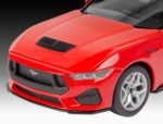 Сглобяем модел автомобил Ford Mustang GT 2024, 60 части, Revell - Image 4