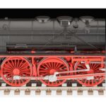 Сглобяем модел Локомотив BR 02 T32, Revell - Image 5