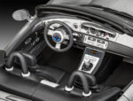 Подаръчен сглобяем модел James Bond BMW Z8 69 части, Revell - Image 5