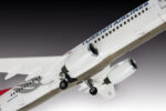 Сглобяем модел самолет Boeing 737-800 Turkish Airlines, Revell - Image 2