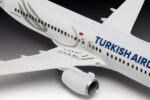 Сглобяем модел самолет Boeing 737-800 Turkish Airlines, Revell - Image 5