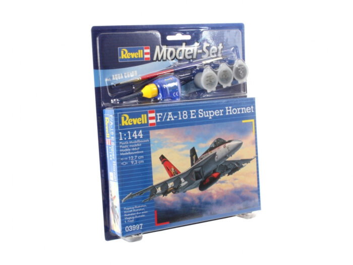 sglobaem-model-revell-samolet-f-a-18e-super-hornet-63-casti-6a08ff95dcd9b Сглобяем модел самолет F/A-18 E Super Hornet 63 части, Revell