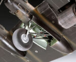Сглобяем модел самолет Lancaster B.III Dambusters 224 части, Revell - Image 5