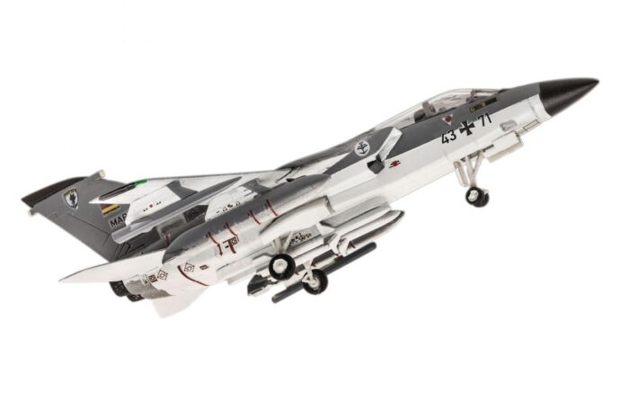 sglobiaem-model-revell-iztrebitel-panavia-tornado-idsgr1-86-casti-6905f371454fe Сглобяем модел Panavia Tornado IDS GR 1, Revell