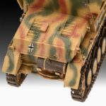 Сглобяем модел зенитен танк Flakpanzer IV Möbelwagen 144 части, Revell - Image 2