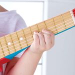 Детски синя китара, Hape - Image 8