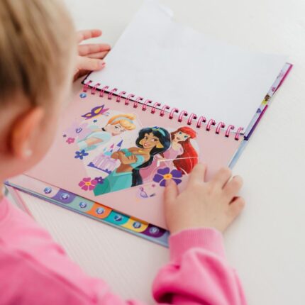 Книжка за оцветяване Disney Princess 2 в 1, Totum