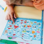 Книжка с активности Smurfs, Totum - Image 2