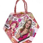 Тебешир за коса и блестящи татуировки, Totum