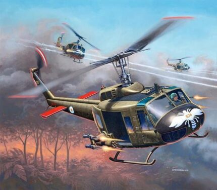 Сглобяем модел Въртолет Bell UH 1H, Revell