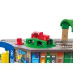 Многоетажен гадски ЖП комплект 58 части, Hape - Image 9