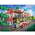 Многоетажен гадски ЖП комплект 58 части, Hape - Image 2