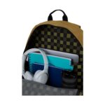 Ученическа раница CoolPack Impact Pro Mustard отвътре, с тетрадки и бутилка