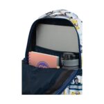 Ученическа раница CoolPack Jerry Pucci отвътре, с тетрадки и бутилка