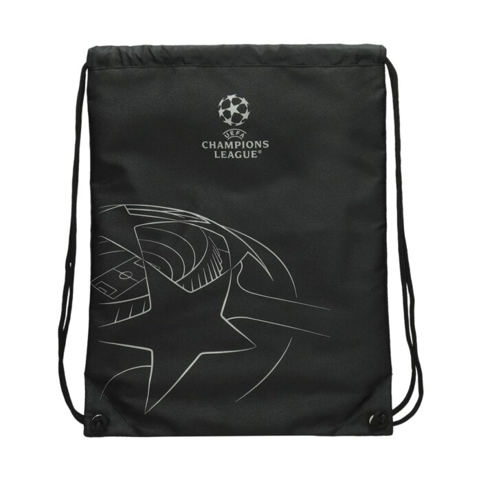 Спортна торба UEFA за деца в черно, с логото на Шампионската лига и звездна топка, отпечатани в сребристо Спортна торба UEFA за деца в черно, с логото на Шампионската лига и звездна топка, отпечатани в сребристо