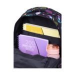 Основното отделение на раницата CoolPack Prime Pro Капибара с тетрадки и розова бутилка вътре